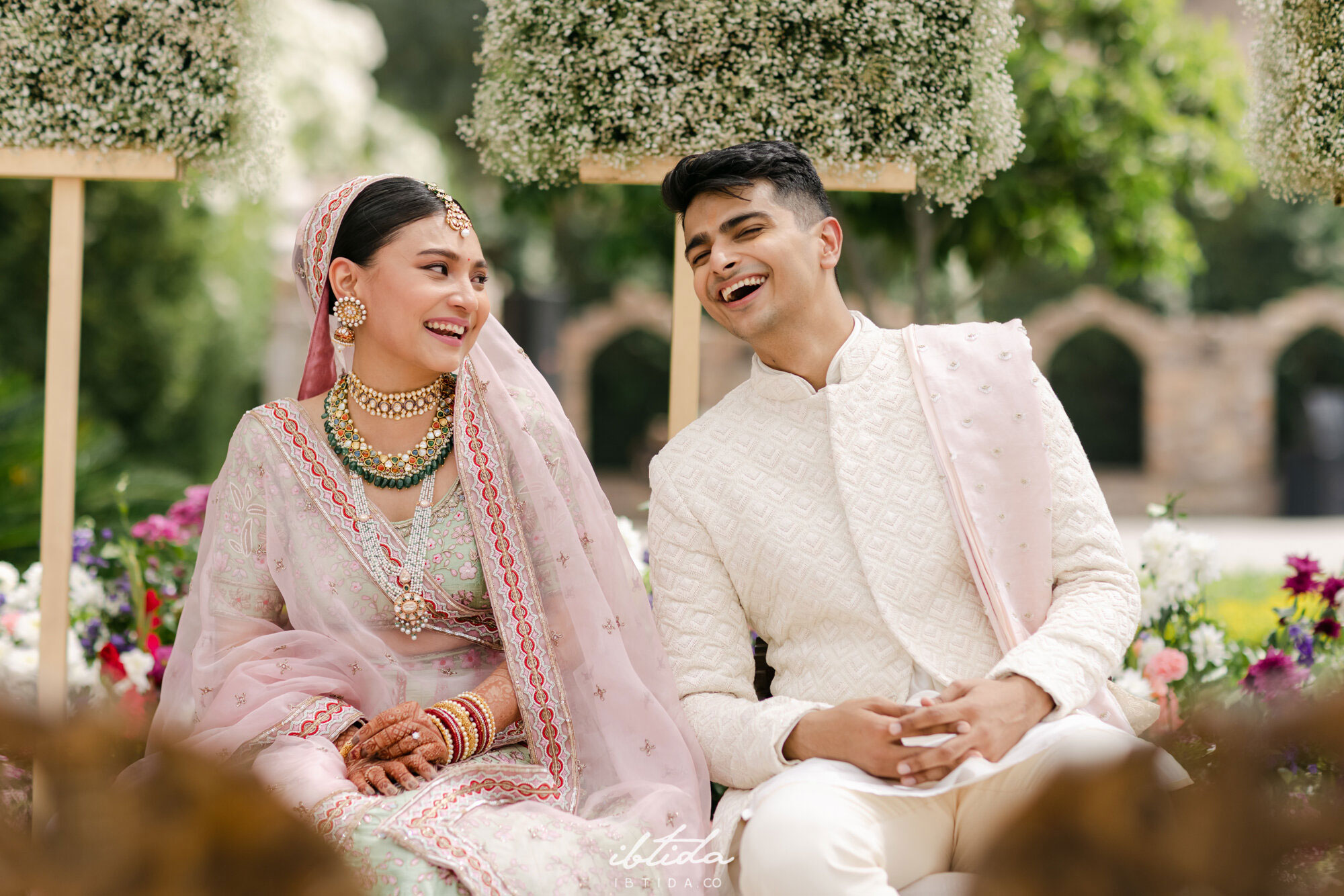Bride and groom in a beautiful outdoor setting